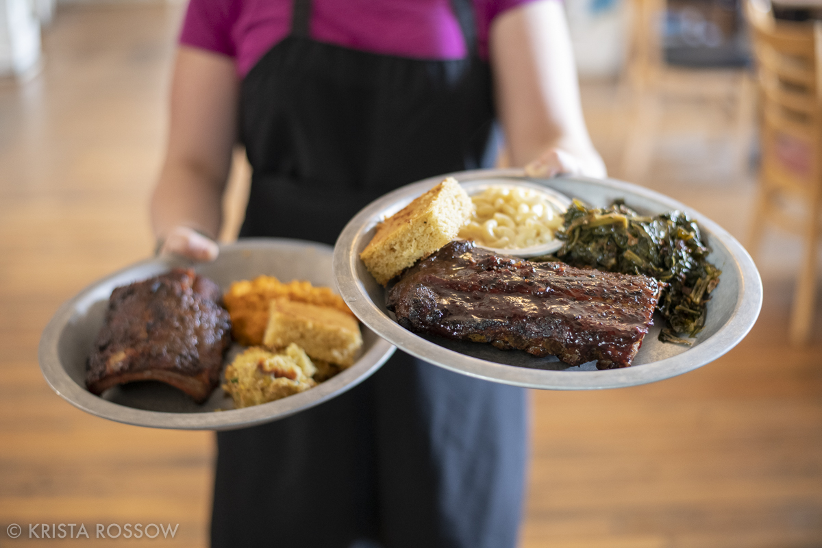 03-Krista-Rossow-Asheville-River-Arts-District-12-bones-barbeque