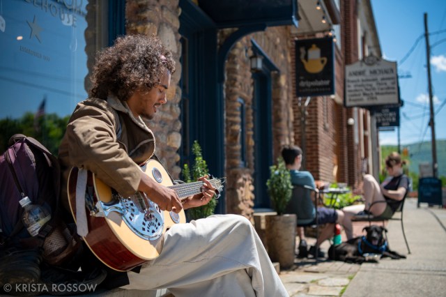 18-Krista-Rossow-Black-Mountain-busker-dripolator